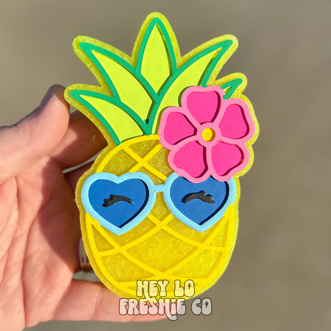 Pineapple (Scent: Pink Coconut Calypso)