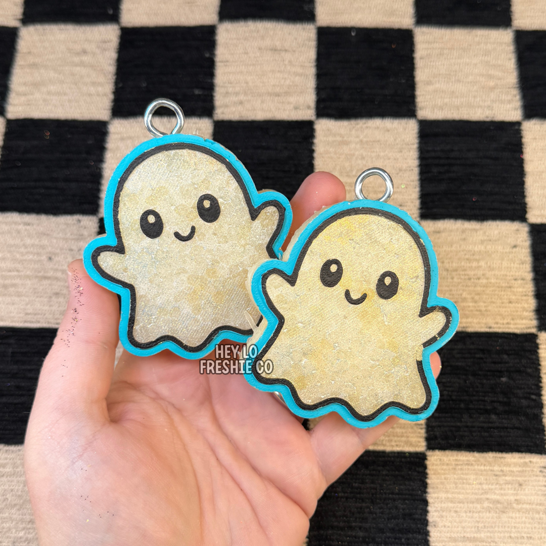 Custom Freshie: Ghosties (Vent Set of 2)