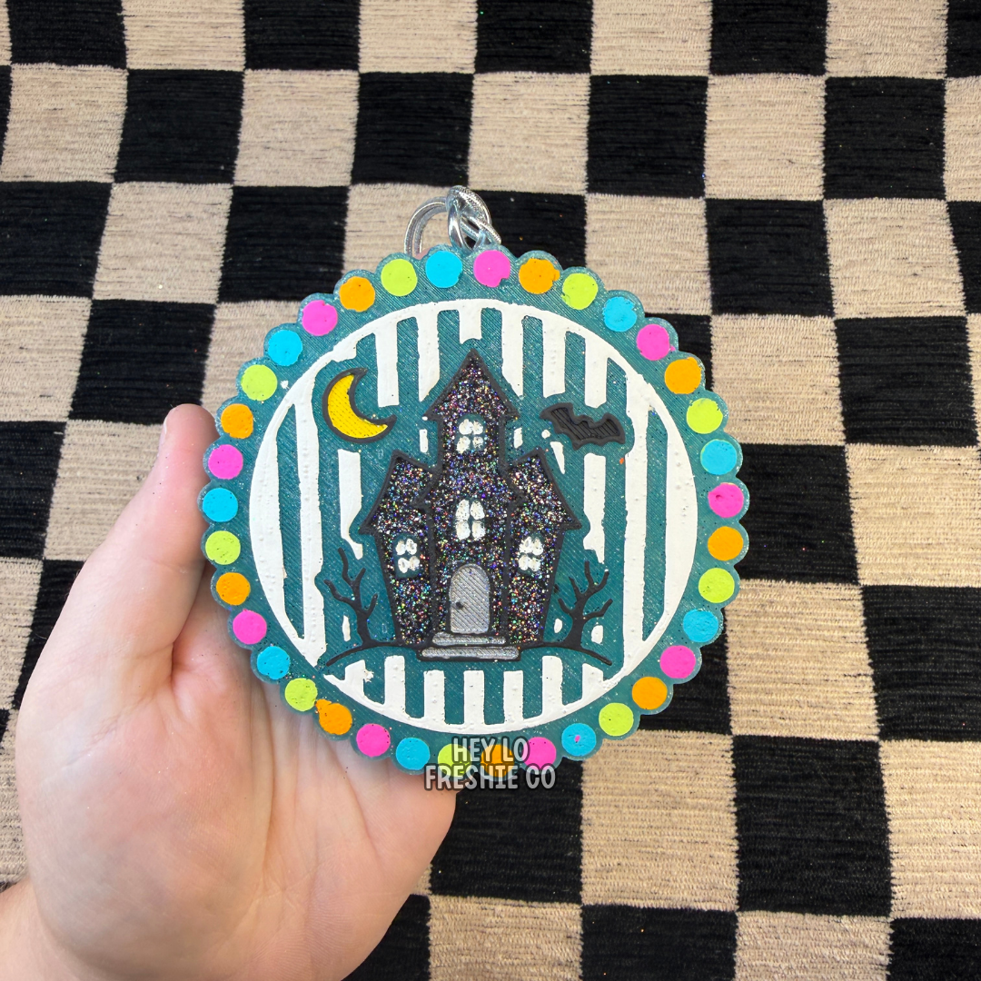 Custom Freshie: Haunted House
